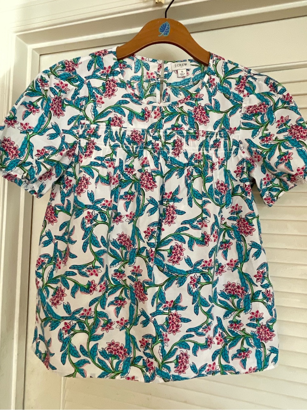 J. Crew White Cotton Short-Sleeve Top with Teal Leaves & Pink Floral Print/Smal